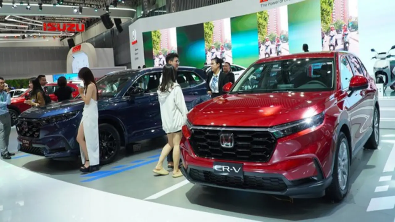 3 hãng xe ưu đãi lệ phí trước bạ mạnh tay nhất cho khách Việt