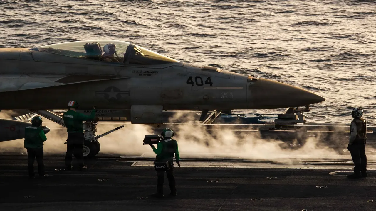 4 kịch bản đáp trả của Iran nếu Mỹ phát lệnh đánh chiếm đảo Kharg