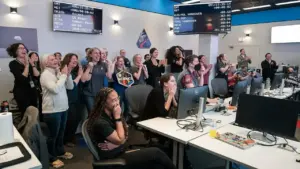 Ảnh chụp phòng điều khiển tại NASA thu hút chú ý