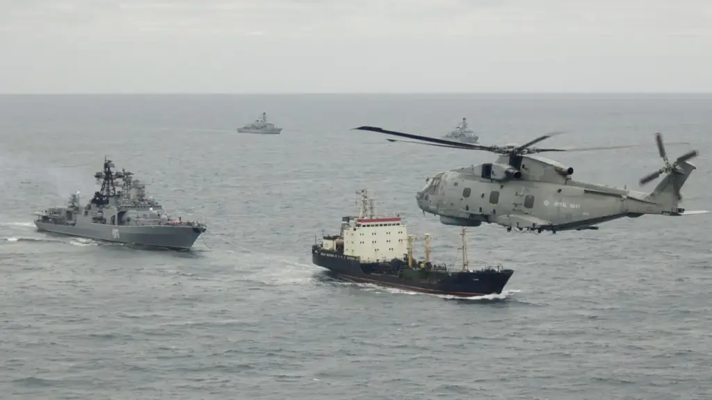 Anh tuyên bố phát hiện, chặn tàu ngầm Nga thăm dò ở Bắc Đại Tây Dương