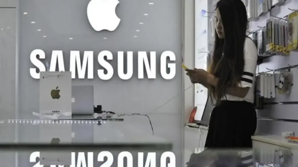 Apple 'cầu cứu' Samsung để chứng minh iPhone không độc quyền