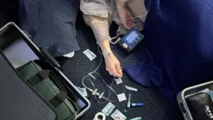 Bác sĩ Việt cứu hành khách Nhật ngất xỉu trên máy bay