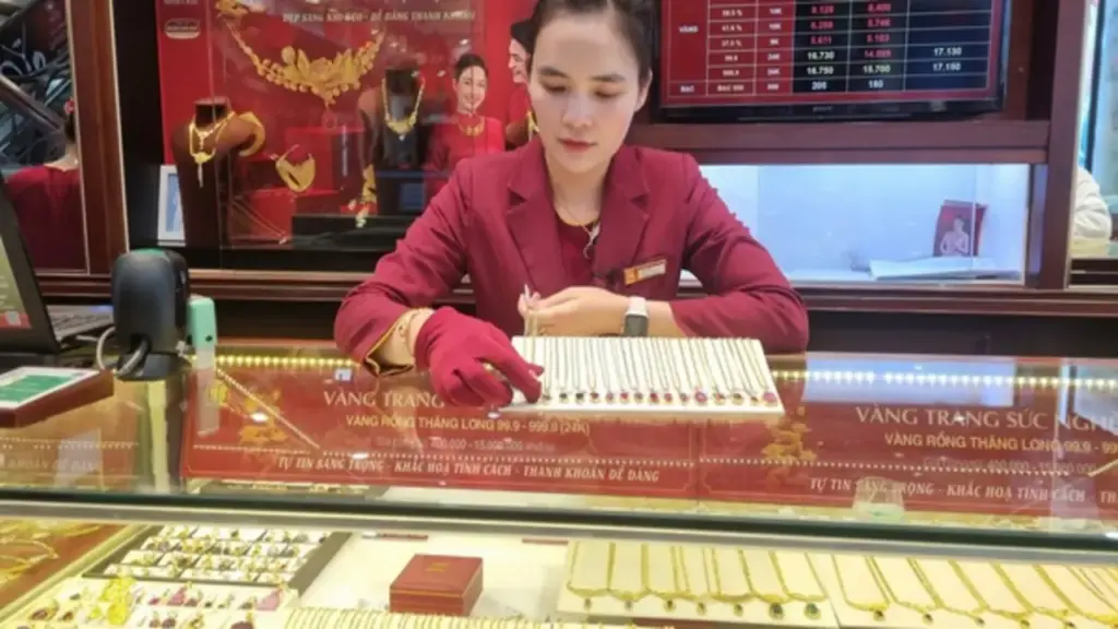 Bảo Tín Minh Châu lên tiếng sau khi ông chủ bị tạm giam