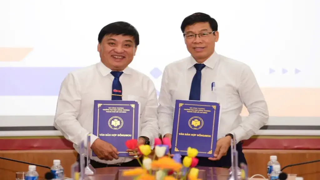 Báo Tuổi Trẻ hợp tác đào tạo với Trường đại học Công Thương TP.HCM