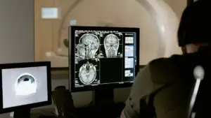 Bệnh nhân ung thư: 'Tôi còn sống được bao lâu?'