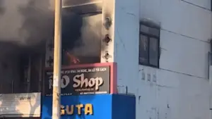 Cháy nhà 4 tầng ở trung tâm TP HCM