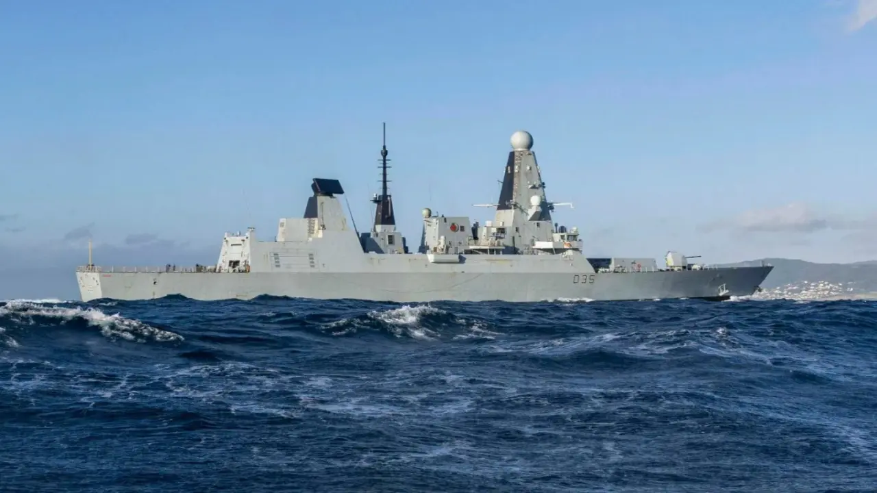 Chiến hạm tỷ USD của Anh hỏng hệ thống nước, phải hủy nhiệm vụ