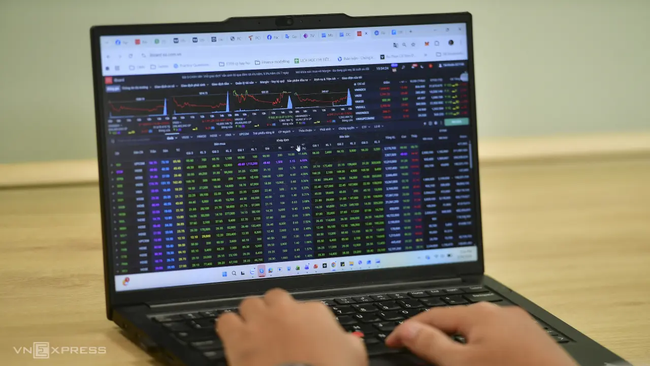 Chứng khoán tăng trở lại