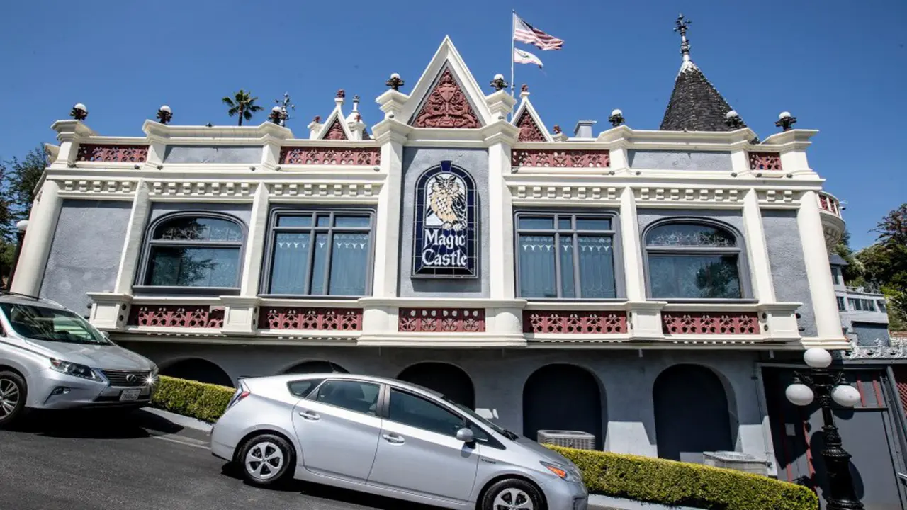 Đám cháy bùng phát tại di tích lịch sử ở Hollywood