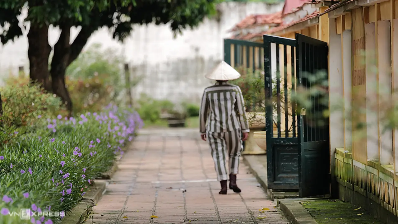 Đề xuất mới trong trại tạm giam: Điện thoại được trả lại, không tiêu hủy