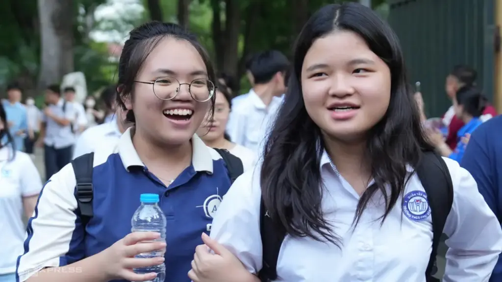 Điểm chuẩn lớp 10 ở Hà Nội ba năm qua