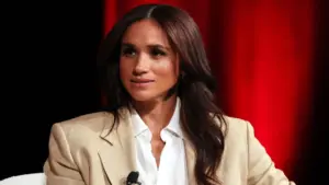 Giới làm phim Hollywood săn đón Meghan Markle giữa ồn ào Netflix
