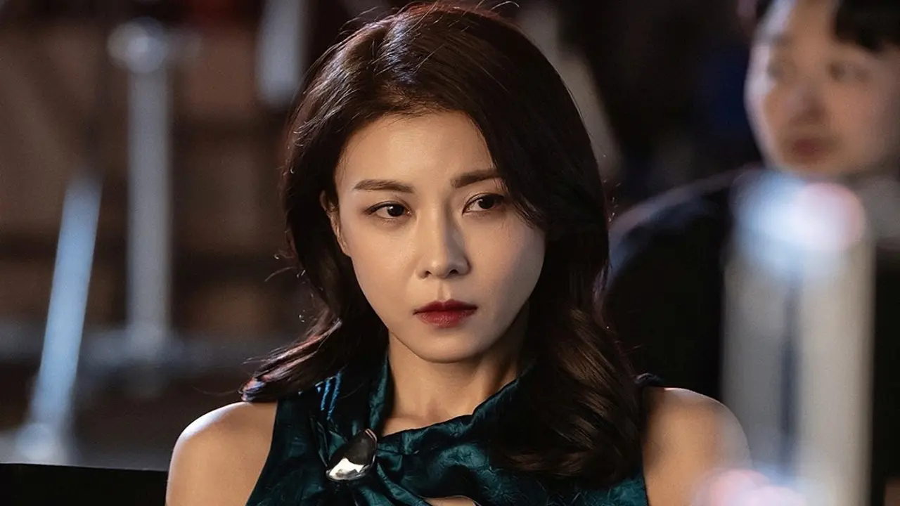 Ha Ji Won tái xuất màn ảnh nhỏ