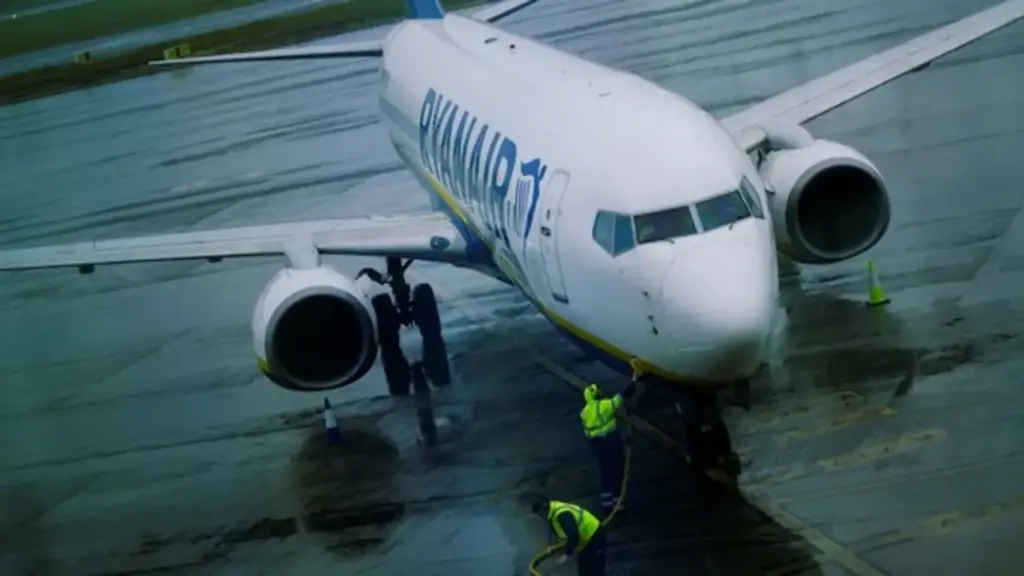 Hàng không thế giới cắt giảm chuyến bay