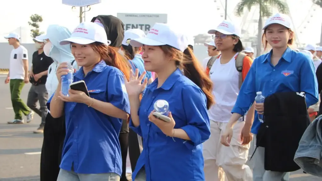 Hàng trăm người Đà Nẵng mít tinh phát động Ngày Sức khỏe toàn dân, hướng tới phòng bệnh từ sớm