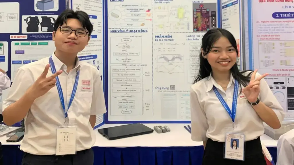 Học sinh làm máy dò huyệt đạo đoạt giải nhất nghiên cứu khoa học
