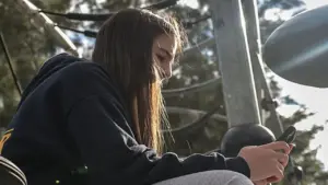 Hy Lạp siết mạng xã hội, cấm người dùng dưới 15 tuổi