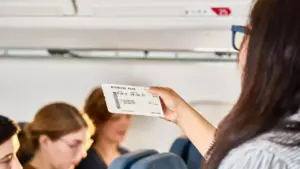 Khách phải làm gì khi bị đổi chỗ ngồi trên máy bay?