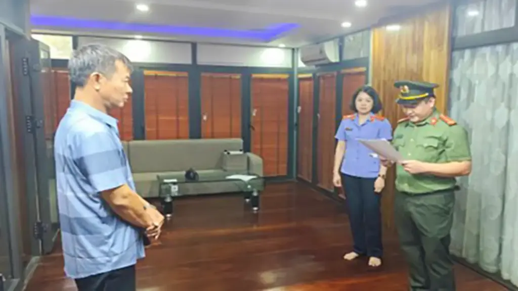 Khởi tố 7 người trong đường dây mua bán trái phép hóa đơn thuế hàng trăm tỉ đồng