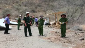 Khởi tố vụ án xe tải tuột dốc làm 3 người chết