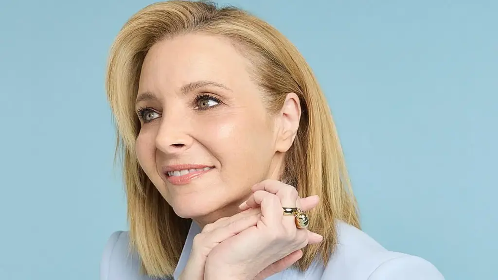 Lisa Kudrow: Chẳng ai quan tâm tôi trong 'Friends'