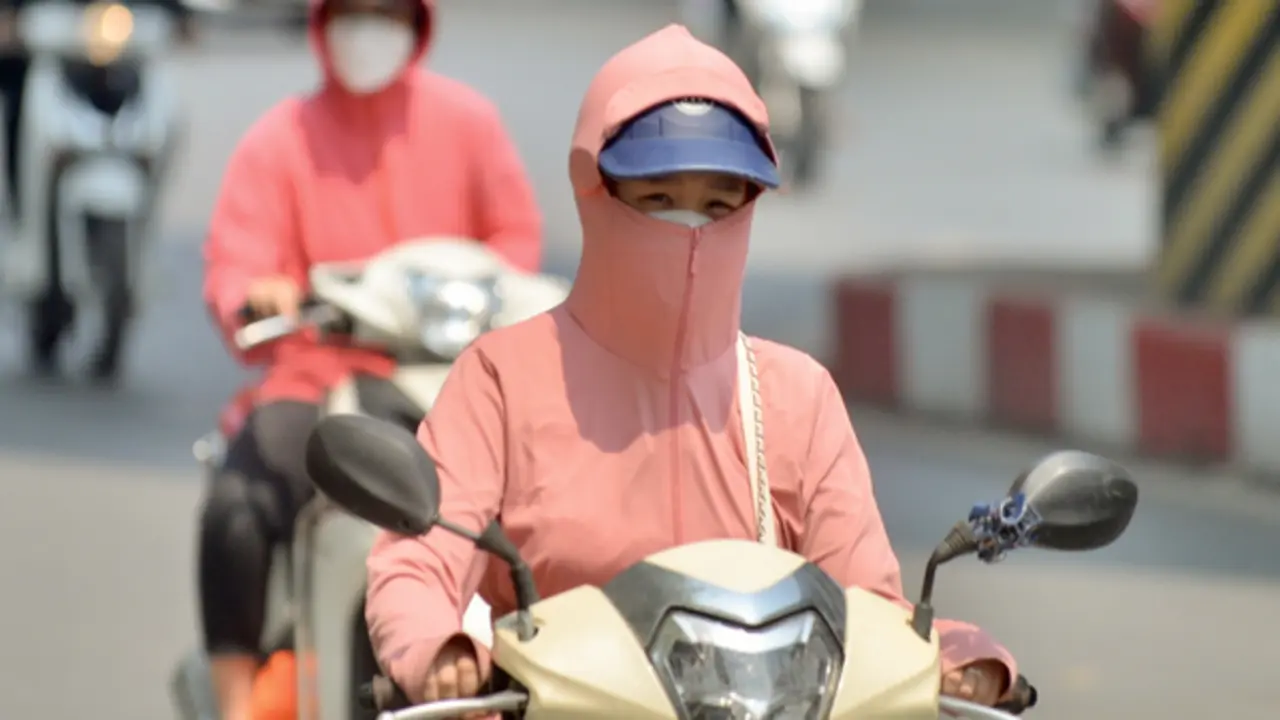 Miền Bắc nắng nóng diện rộng, nhiều nơi nóng trên 40 độ C