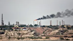 Mỹ không kích đảo Kharg của Iran