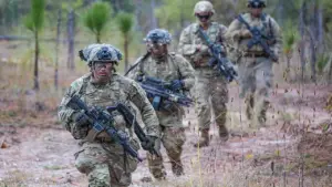 Mỹ muốn tự động điền tên nam giới vào hệ thống đăng ký nghĩa vụ quân sự