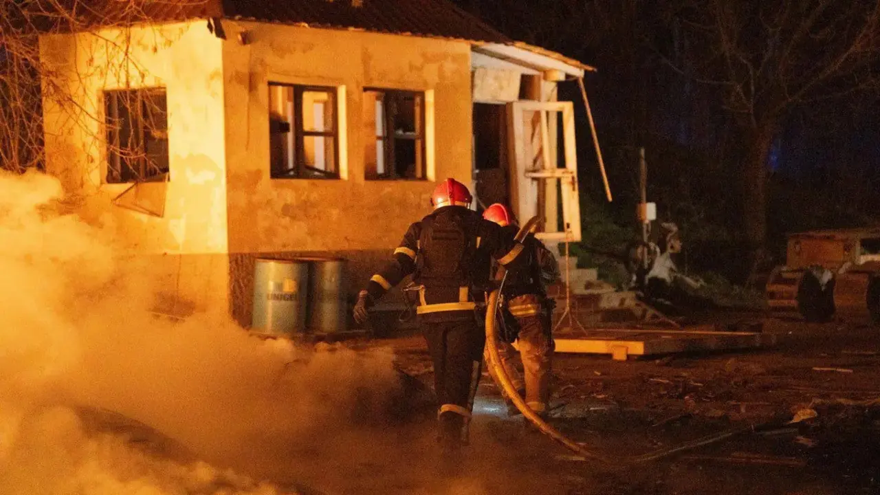 Nga và Ukraine tiếp tục giao tranh trước thềm ngừng bắn 32 giờ nhân Phục sinh