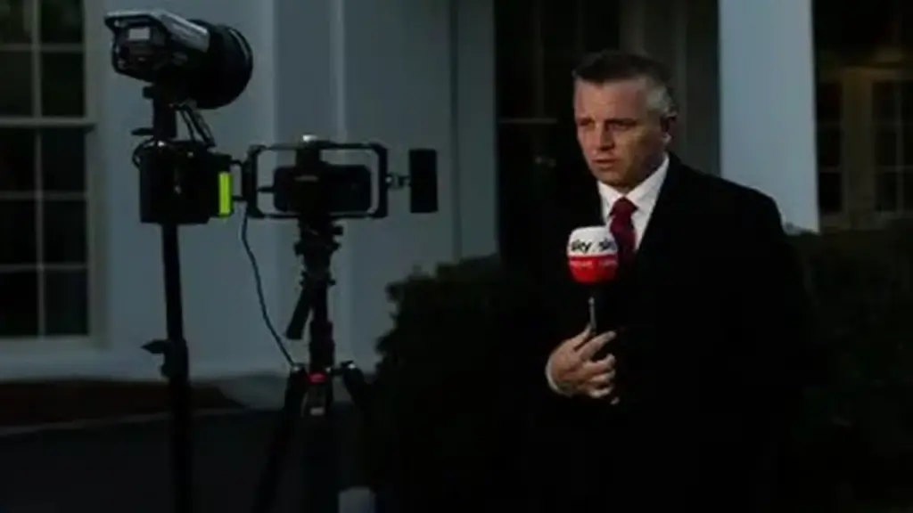 Nhà Trắng cấm nhân viên dùng thông tin mật trong cuộc chiến với Iran để đặt cược