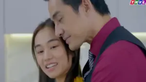 Nữ diễn viên 'Bóng ma hạnh phúc' gây tranh cãi khi 'đối đầu' Lê Phương