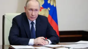 Ông Putin tuyên bố ngừng bắn dịp lễ Phục sinh, Ukraine phản ứng sao?