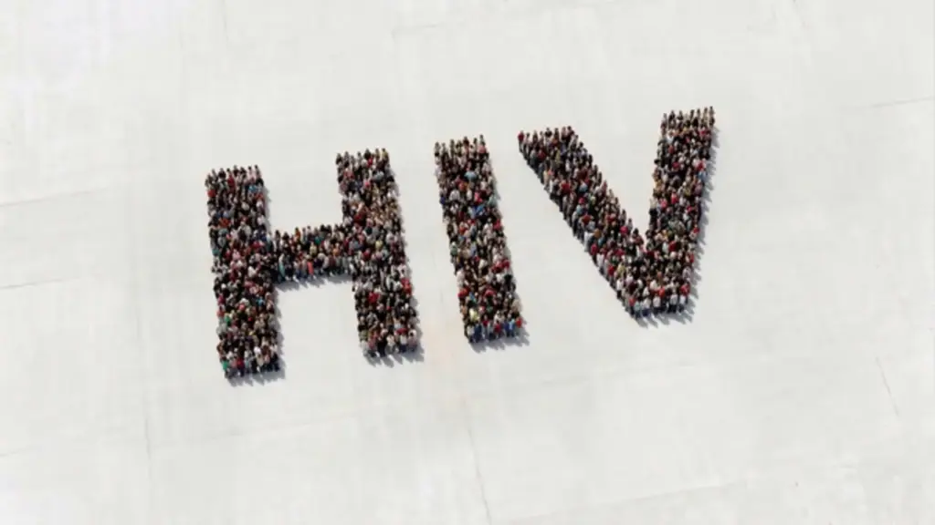 Phạt đến 20 triệu đồng nếu tự ý chấm dứt hợp đồng lao động người nhiễm HIV