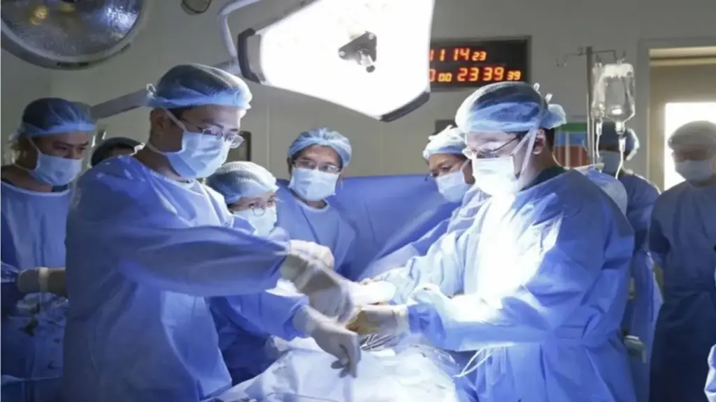 Phát triển du lịch y tế để ‘giữ chân’ bệnh nhân trong nước