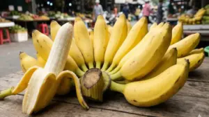 Sáng ăn gì để giảm huyết áp? Loại quả rẻ tiền này được chuyên gia khuyên dùng