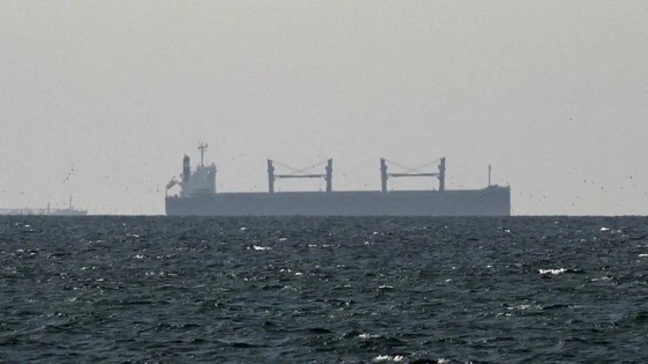 Tình báo Mỹ cảnh báo Iran khó có thể sớm mở lại eo biển Hormuz