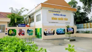 TP.HCM: 116 học sinh nghi bị ngộ độc thực phẩm tại Trường tiểu học Bình Quới Tây