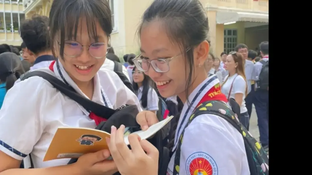 TP.HCM: Điểm chuẩn lớp 10 các trường THPT tăng giảm ra sao trong 2 năm qua?