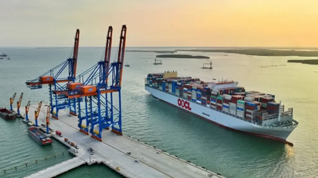 TP.HCM tính miễn thu phí hạ tầng cảng biển 3 năm, làm ngay từ tháng 4