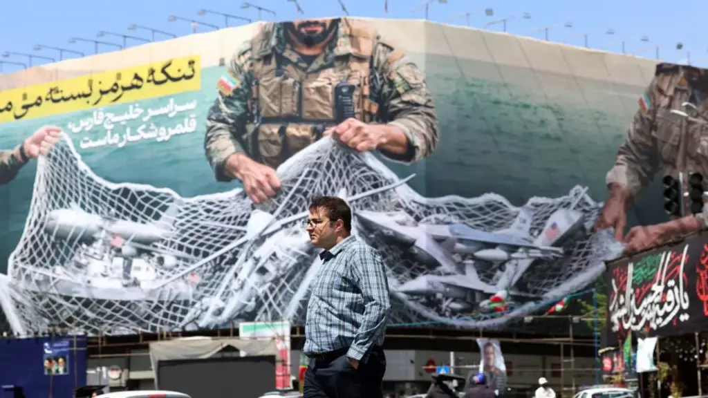 Trung Đông sáng 6-4: Giá dầu thế giới tăng; Iran ra tuyên bố mới về eo biển Hormuz