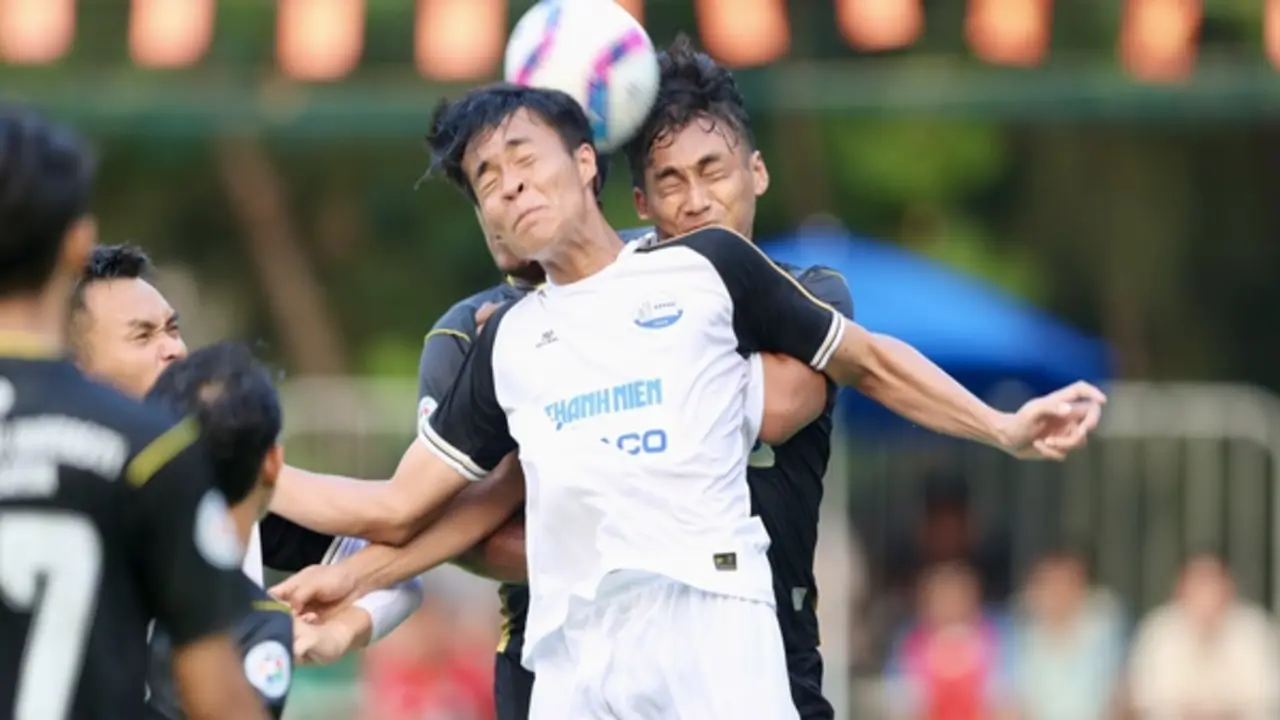 Trung vệ thép của Trường ĐH Quốc gia Malaysia và hành trình vô địch cực kỳ đặc biệt