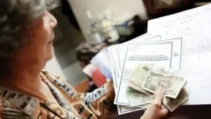 'Tuổi già dễ thở hơn khi lương hưu không phải gánh thuế'