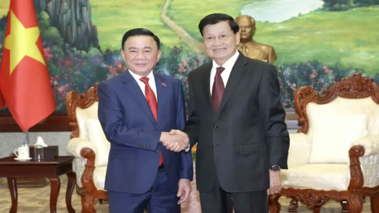 Việt Nam sẵn sàng hỗ trợ Lào tối đa trong khả năng có thể