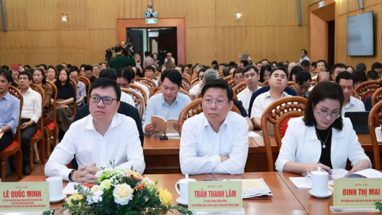 Xây dựng nền báo chí chuyên nghiệp, nhân văn và hiện đại trong kỷ nguyên mới