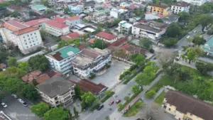 Xây khách sạn cao cấp trên đất công sở bỏ hoang