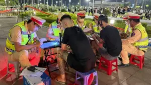 Xuyên đêm trấn áp thanh thiếu niên gây náo loạn đường phố Đà Nẵng